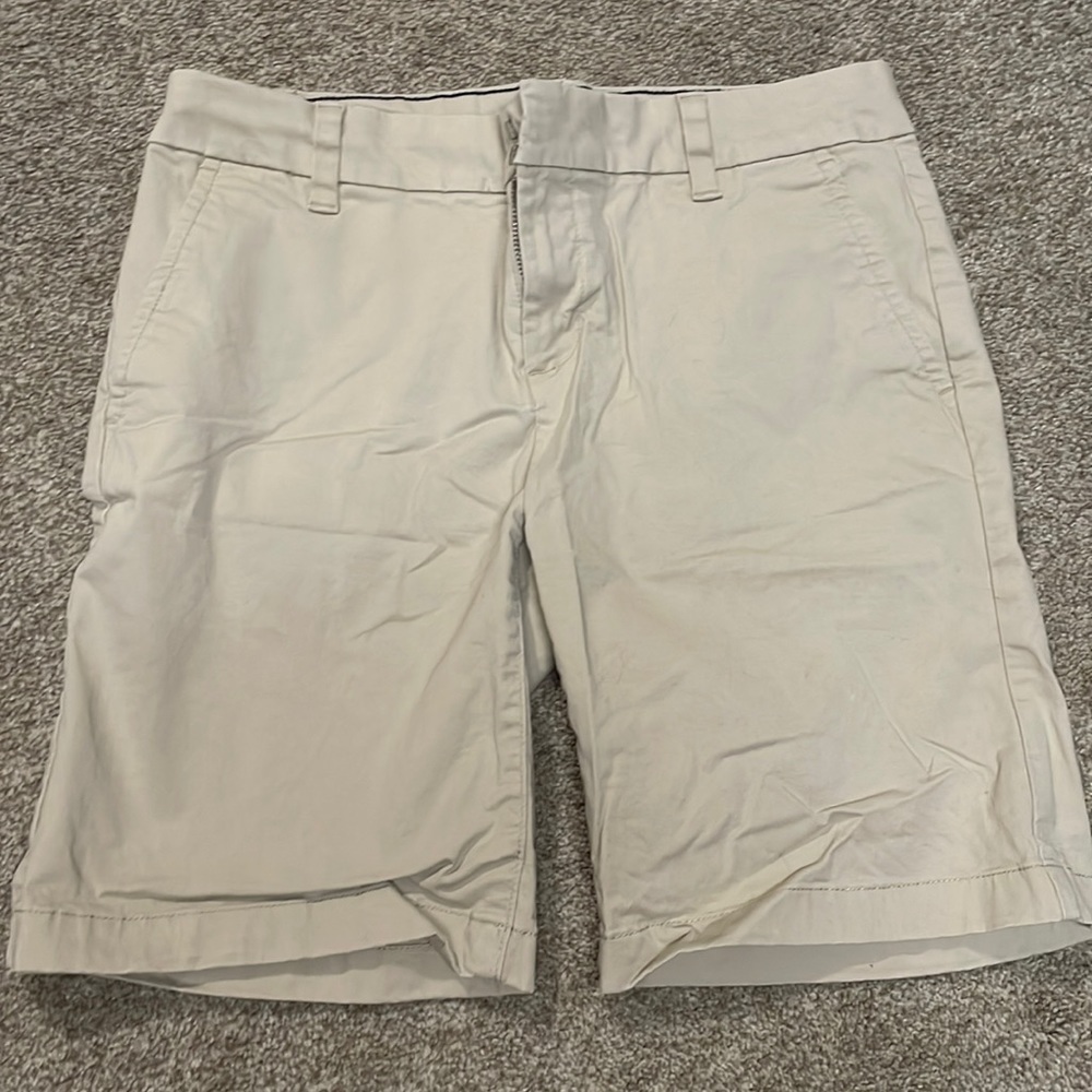 Tommy Hilfiger womens shorts size 4